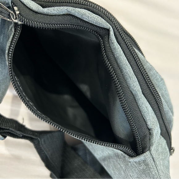 💥PRICE⬇️ 
NISSAN • Thrill Street Fanny Pack • Medium • Grey • - Picture 9 of 12